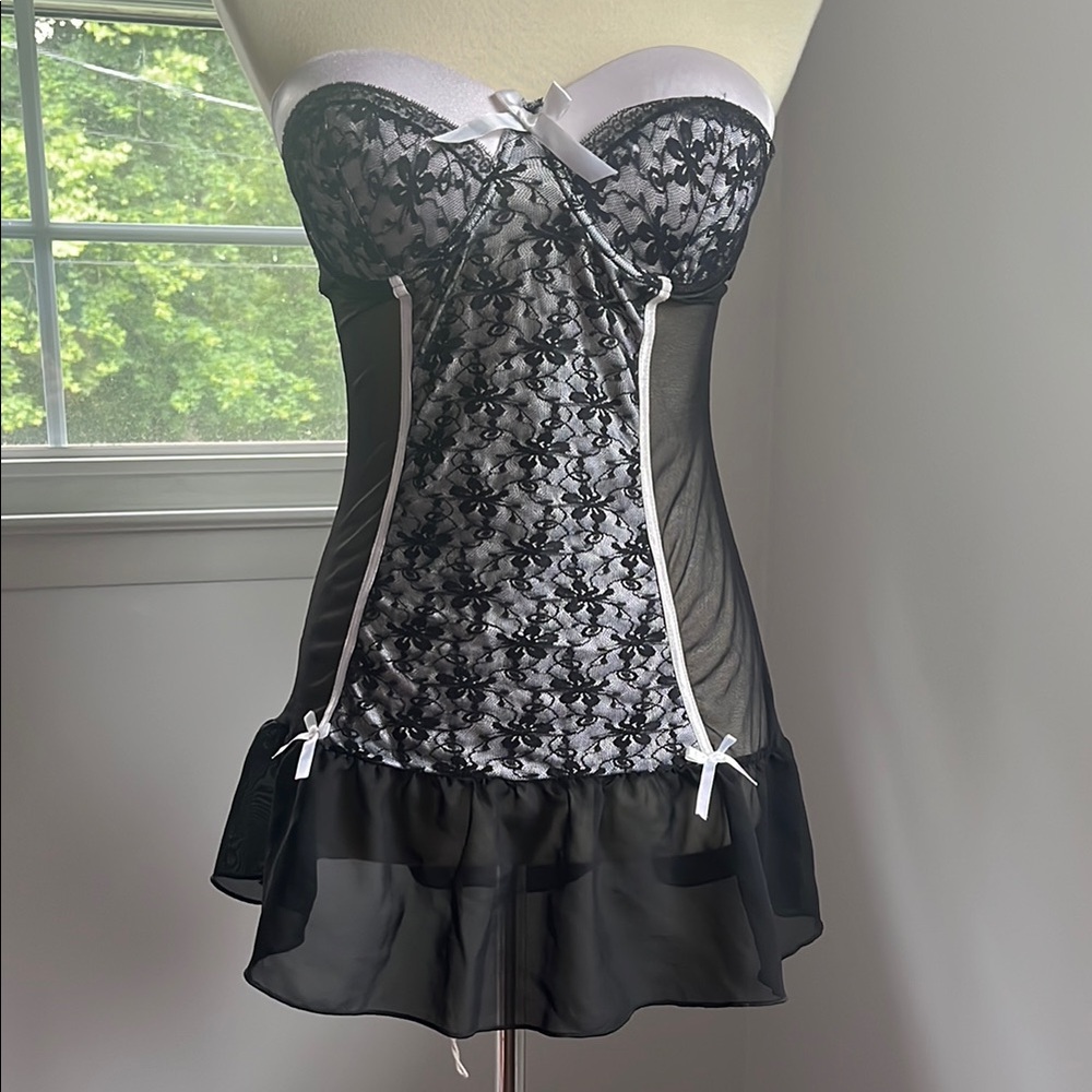 Black and White Lace Chemise with Sheer Ruffle Skirt